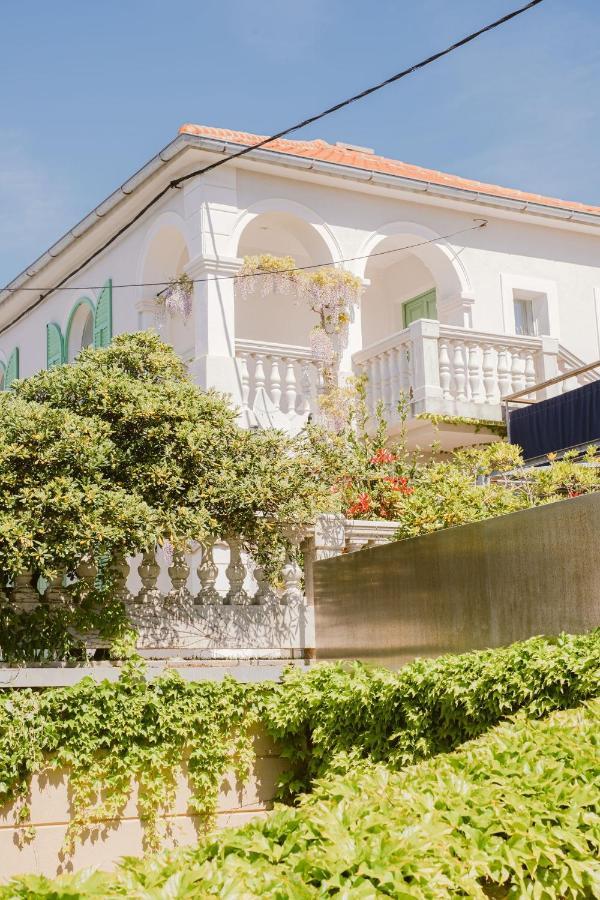 Apartments Pavi Vila Amalia Šilo Екстериор снимка